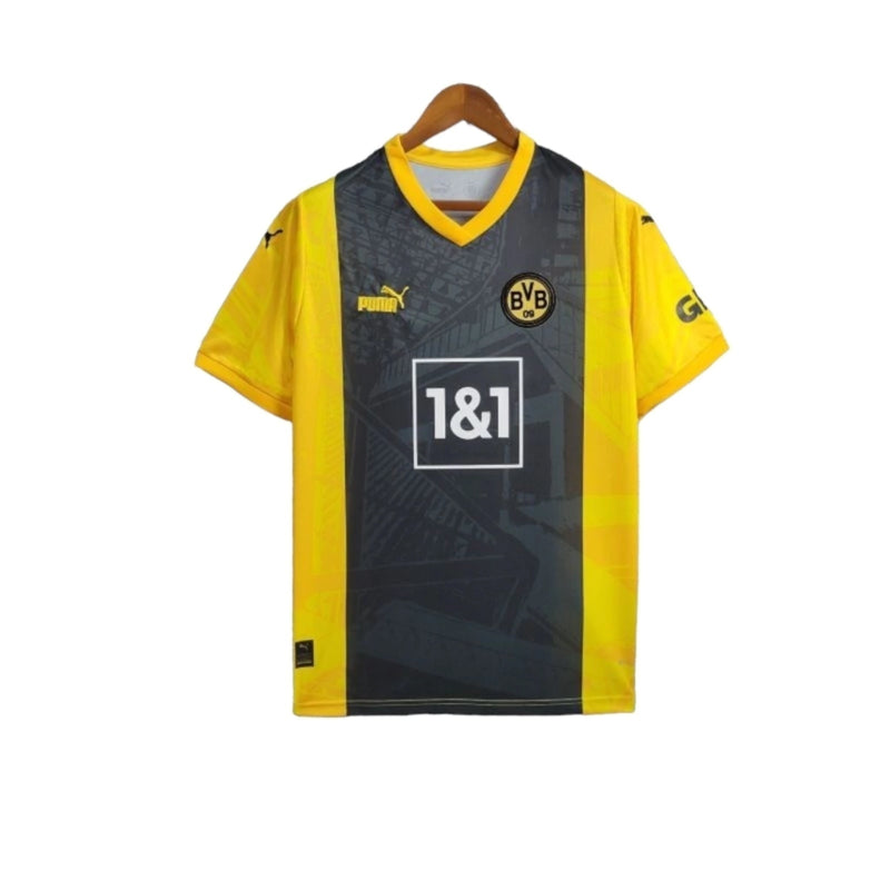 Camisa Borussia Dortmund Edição especial 23/24 - Torcedor Puma Masculina - Preta com detalhes em amarelo