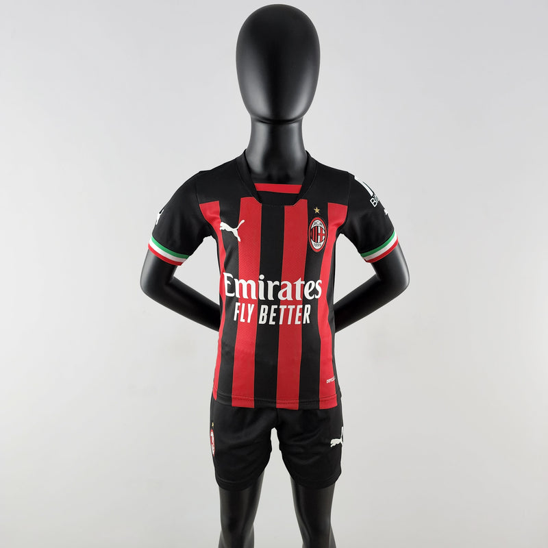 Kit Infantil Milan Titular 22/23